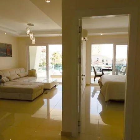 Apartment Crystal Garden A I Alanya